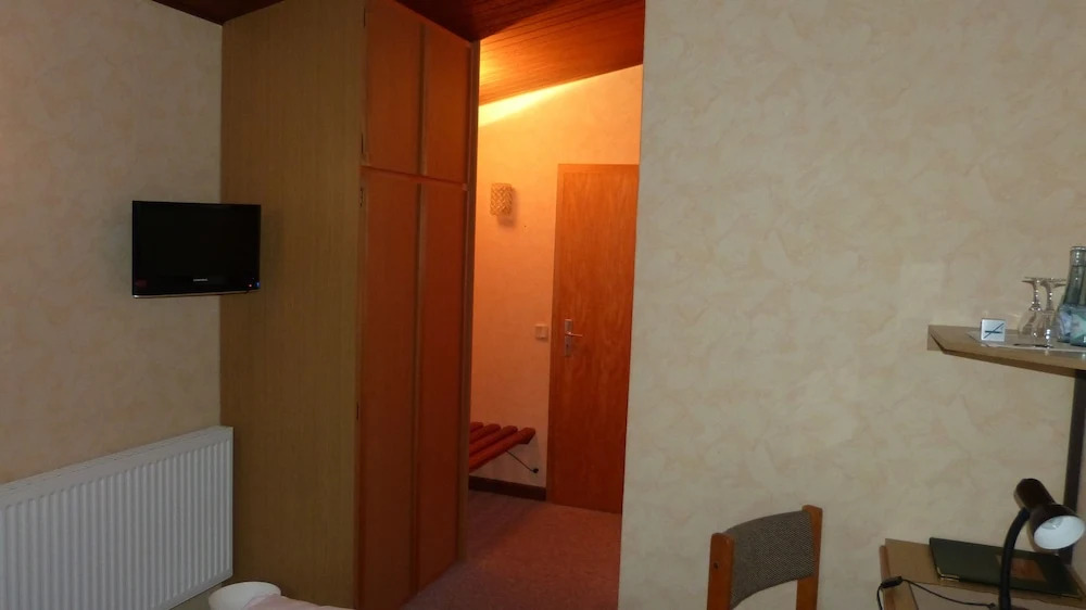 Kluster Hof
