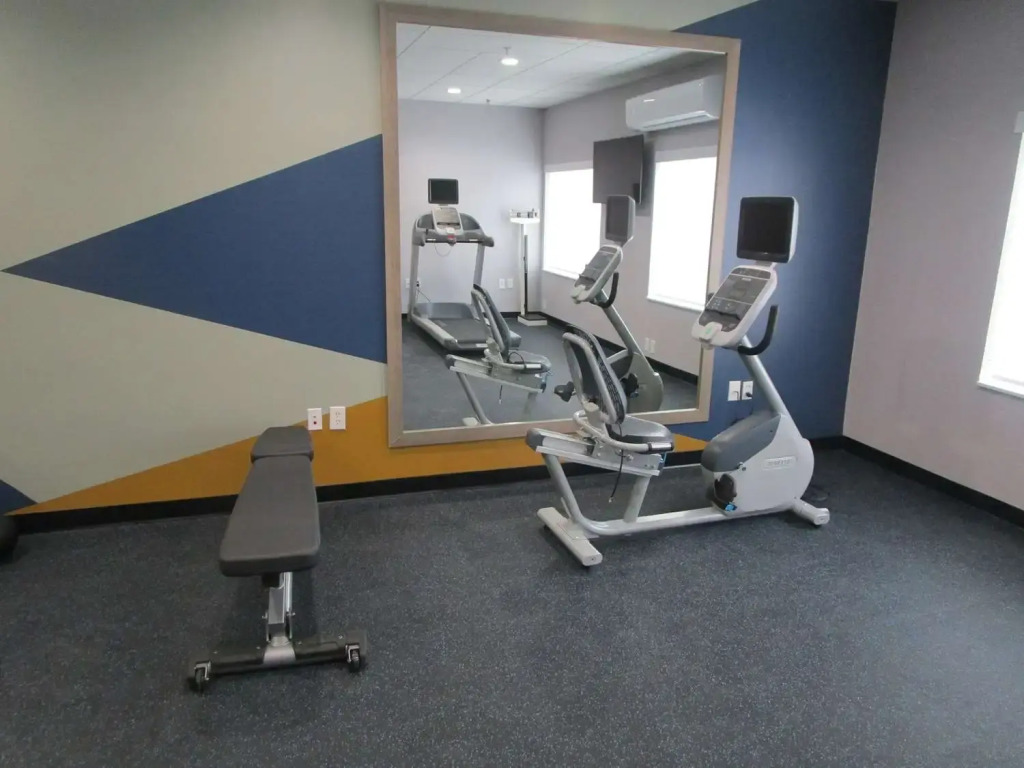 Holiday Inn Express & Suites Oklahoma City Northwest by IHG