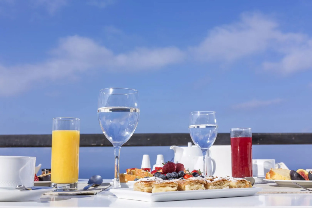 Apeiron Blue Santorini by Apeiron Hotels