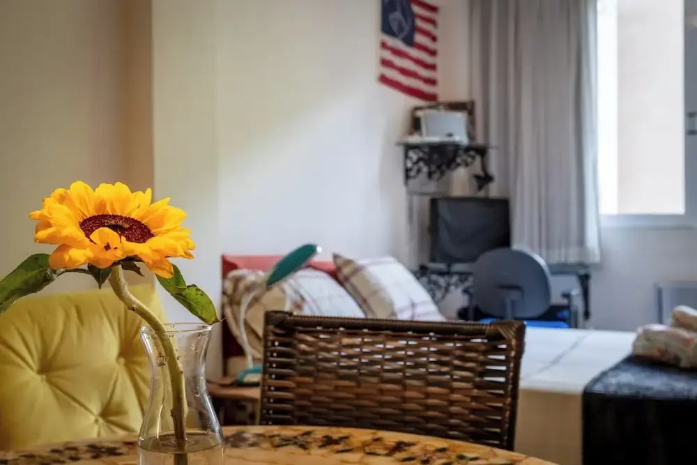 Loft com Ar Condicionado e Wi-fi a 140m da Praia