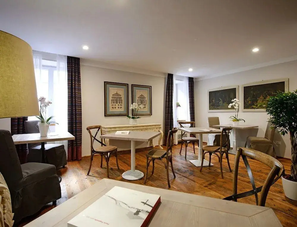 Locanda In Borgo Garnì & Wellness