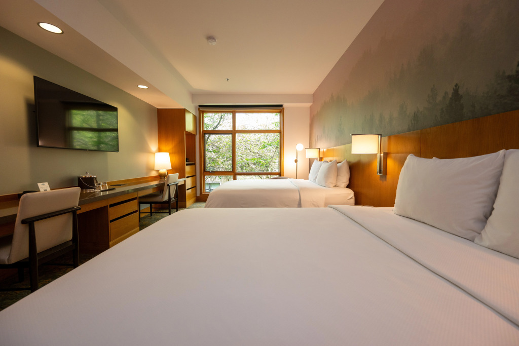 Cedarbrook Lodge