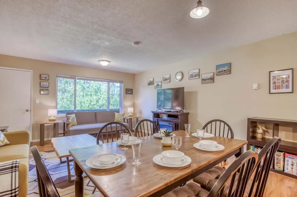 Creekside Condo 136