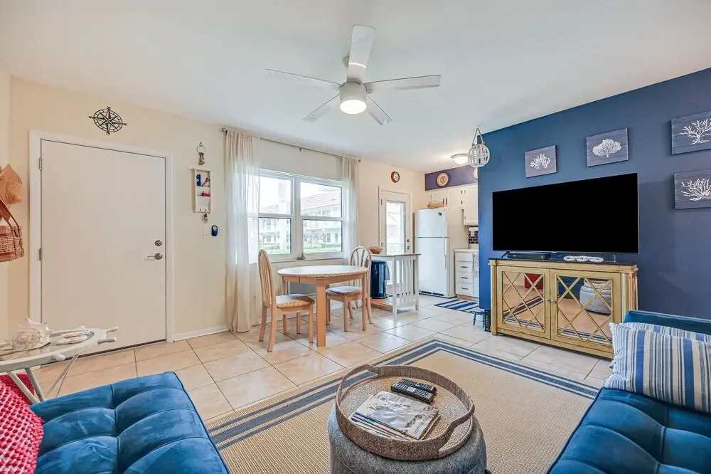 Marco Island Condo ~ 1 Mi to the Beach!