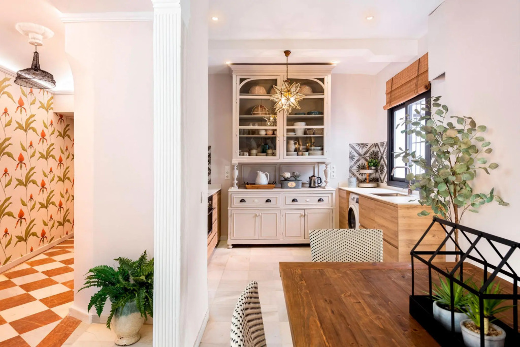Luxury 3BD duplex with panoramic views to old town. San Isidoro Terrace