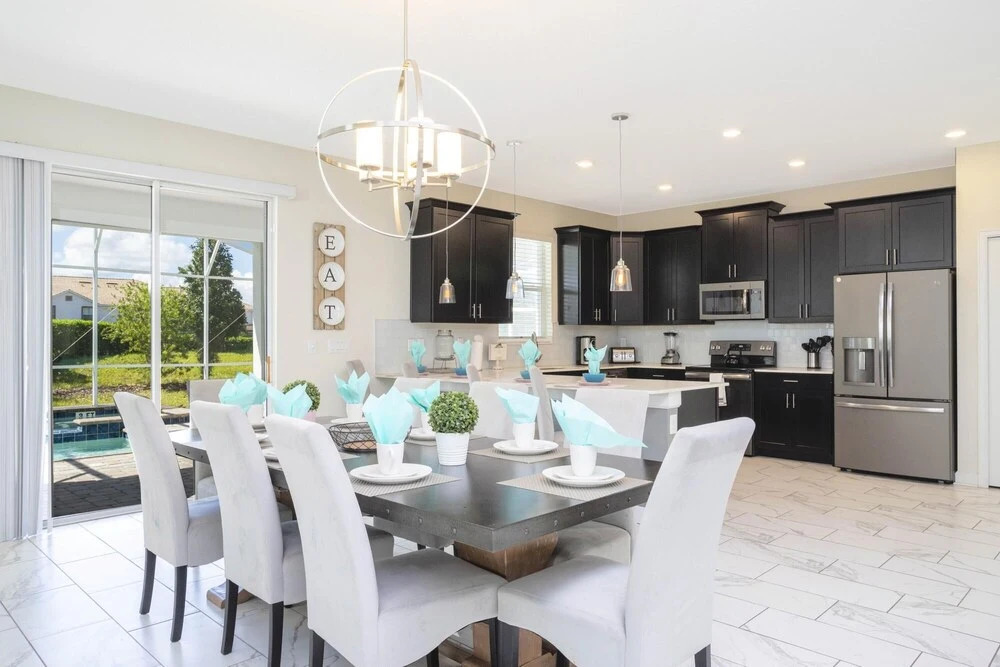 Luxurious Single Family Home w Pool Close to Disney 1568M