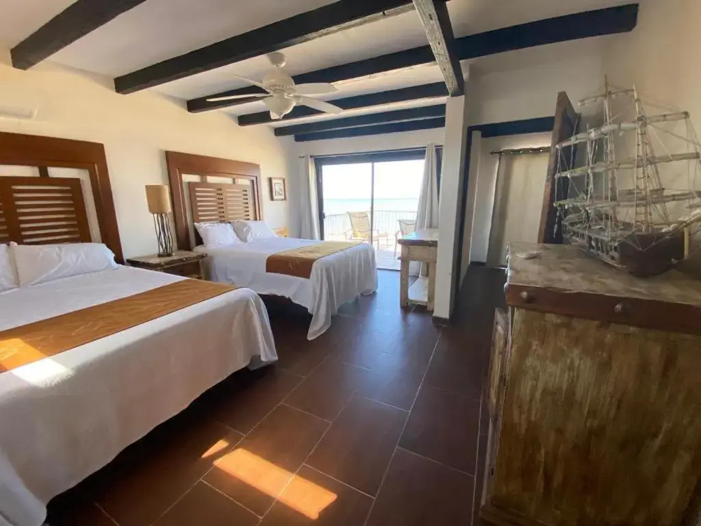 Los Vientos Hotel
