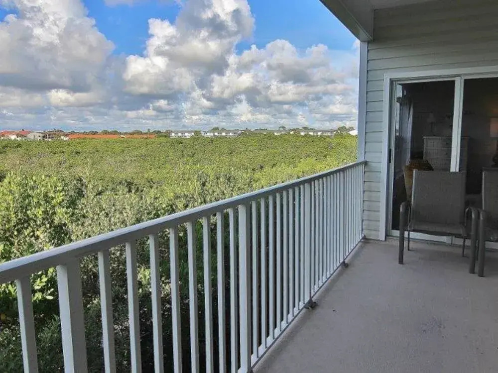 Mariners Pointe 202 2 Br Cabin by RedAwning