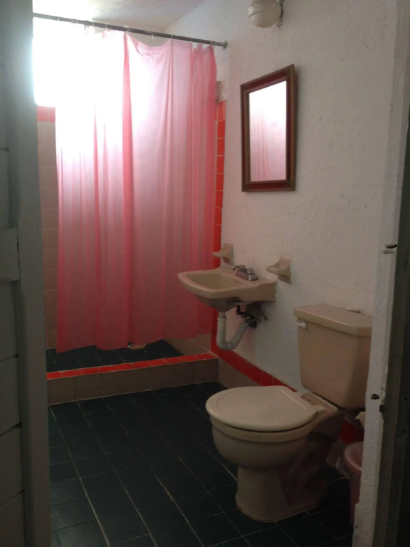 Art Apart Hostel