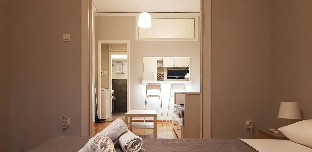 Calming Apt In Koukaki
