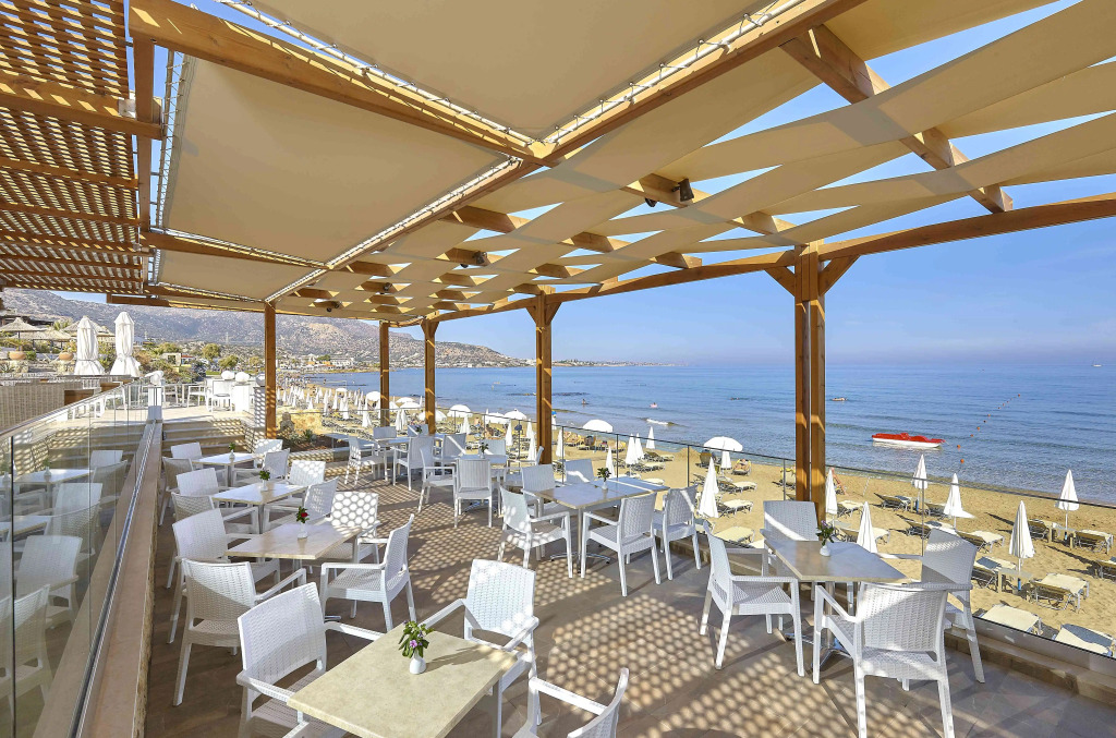 Отель Alexander Beach Hotel & Village Resort