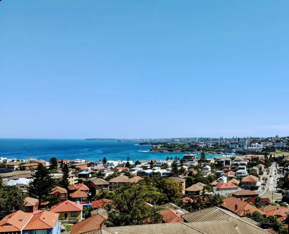 Ocean views 2 Bedroom apartment