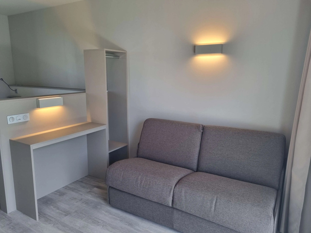 Kyriad Angoulême Nord Champniers- Hôtel & Résidence