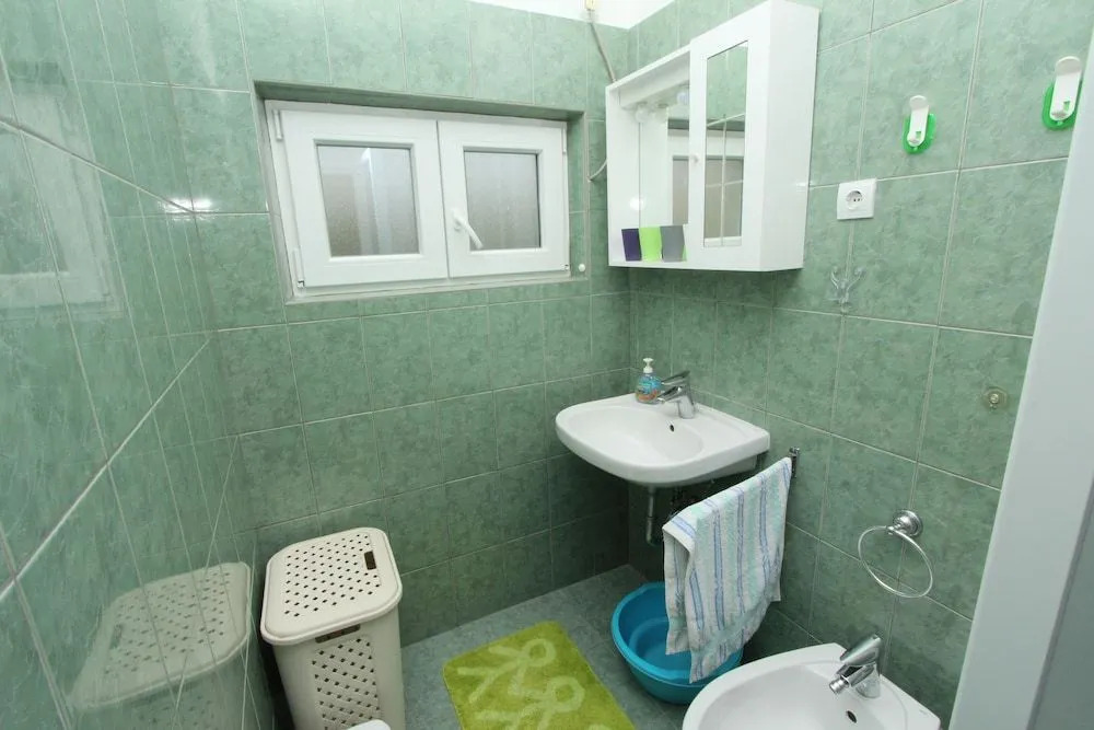 Apartment Dina