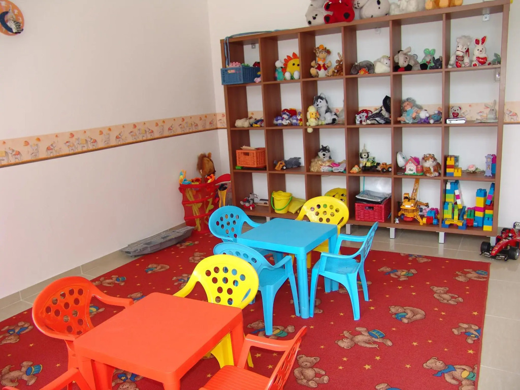Efir Holiday Village
