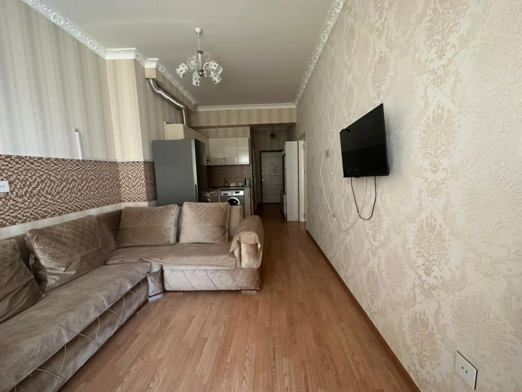 Pilot Heyat Residence Apartments, 28 may