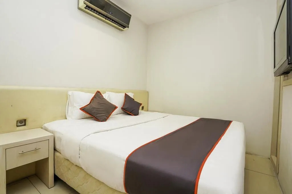 Twin Hotel