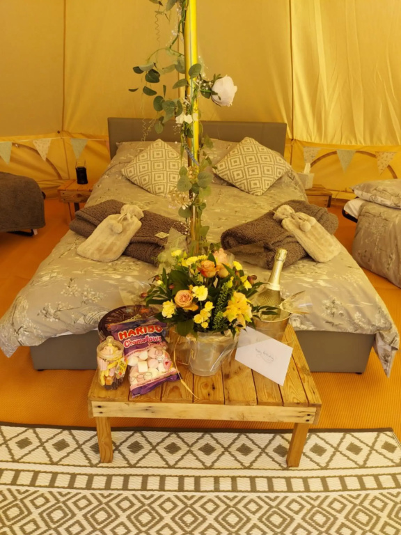 Hopgarden Glamping Exclusive site hire - Sleep up to 50 guests