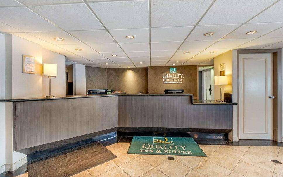 Quality Inn & Suites Toronto West 401-Dixie