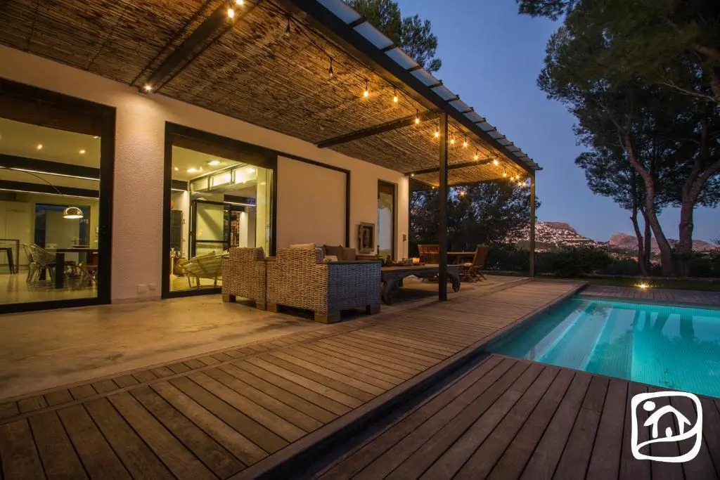 Abahana Villas Beach House