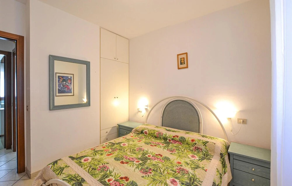 Beautiful Apartment in Rosolina Mare With 2 Bedrooms, Outdoor Swimming Pool and Wifi