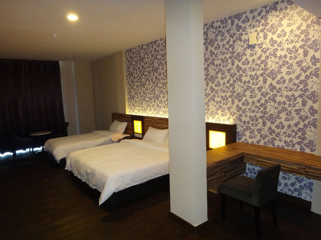 WaterFront Boutique Hotel