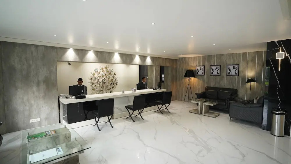 Hotel Swarn Towers