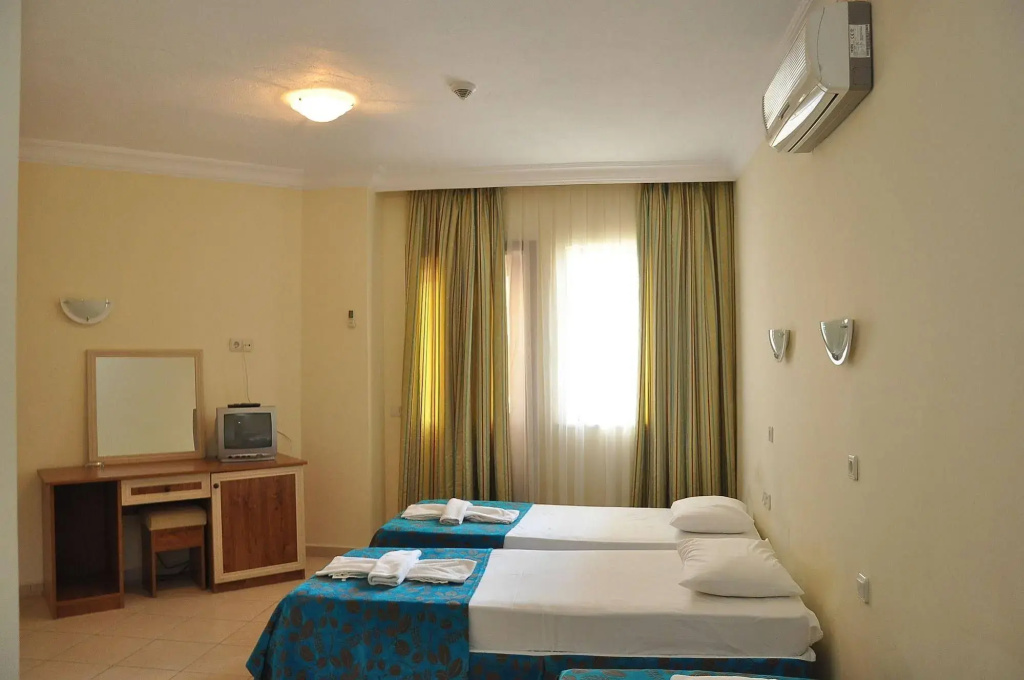 Side Yeşilöz Hotel