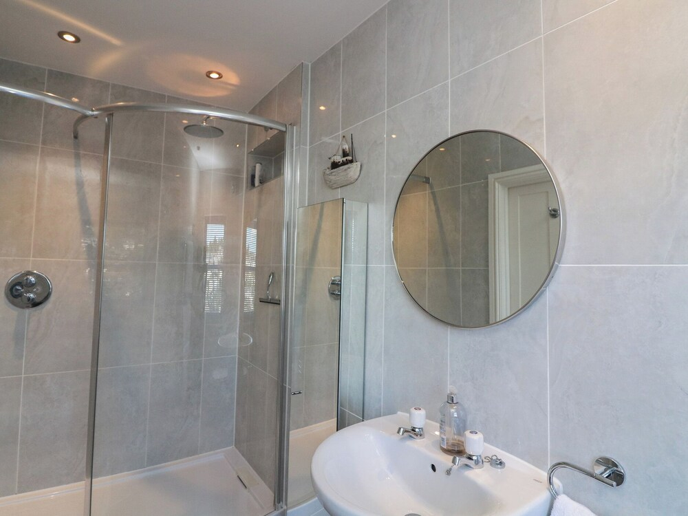 36 Crowthers Hill