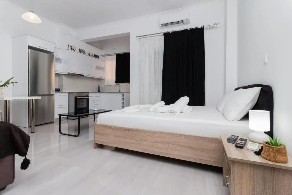 Pezodromos Apartments