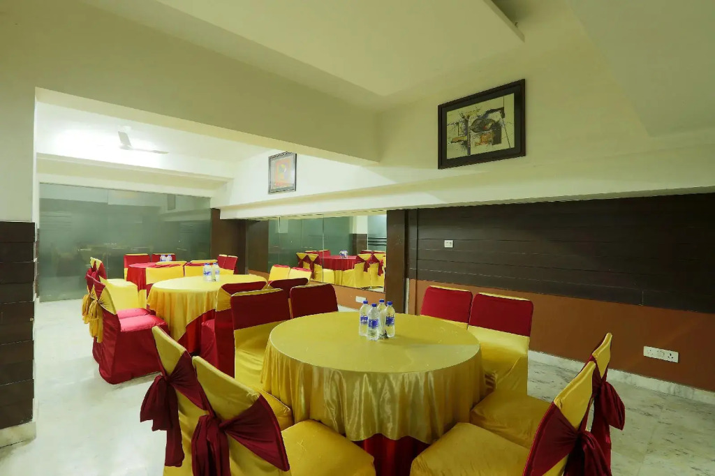 Green Lotus Airport Hotel