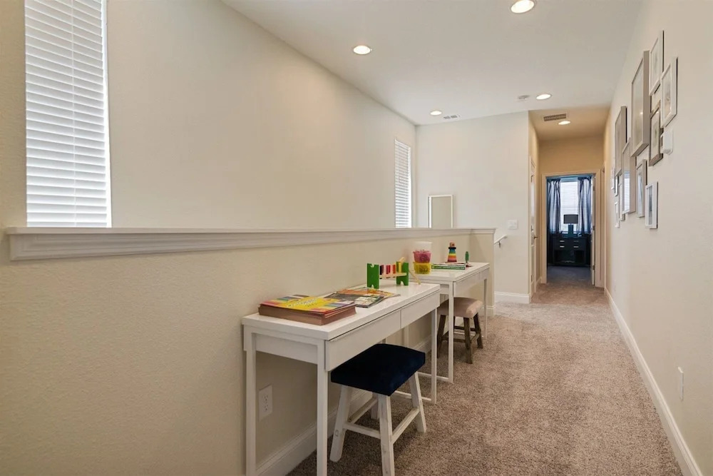 5BR Town Home in Festival