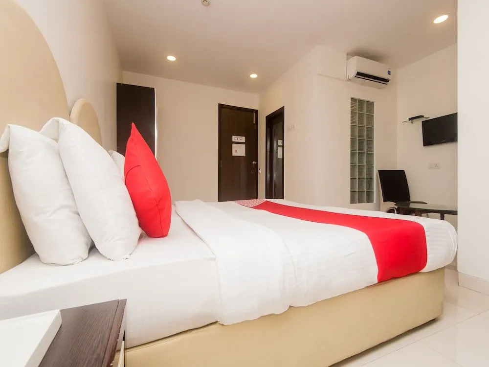 OYO 16001 Hotel GK Residency