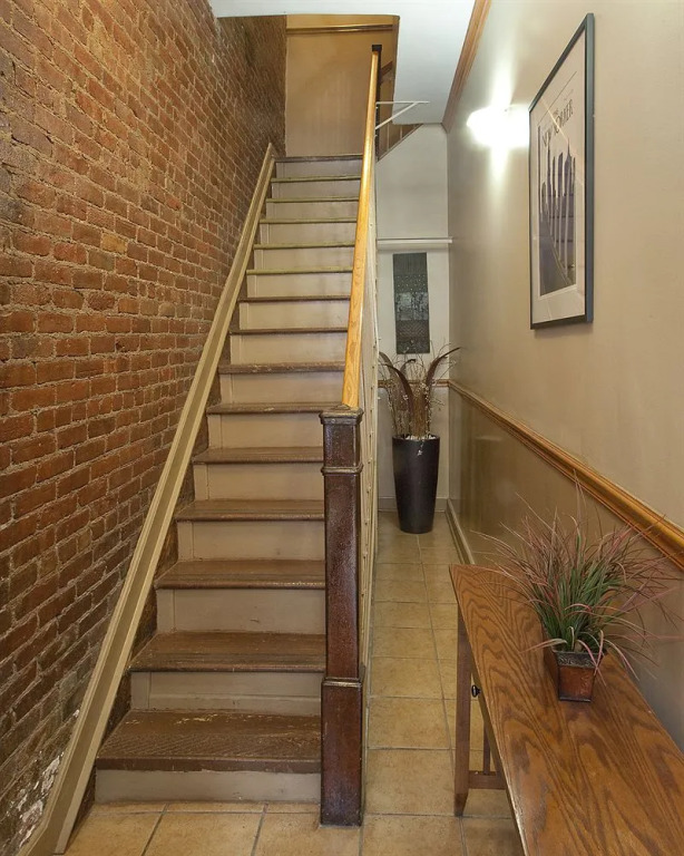 Upper Yorkville Suites