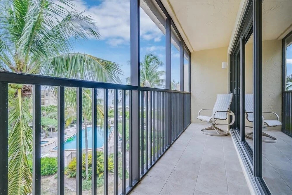 Sea Oats 342 2 Bedroom Condo by RedAwning
