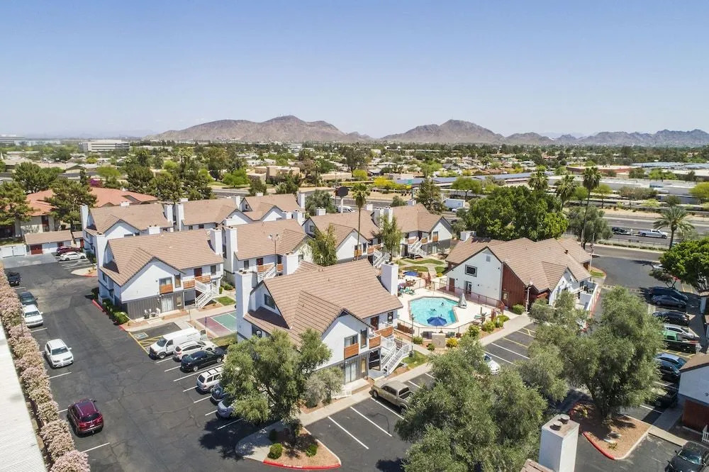 Metro Phoenix Extended Stay