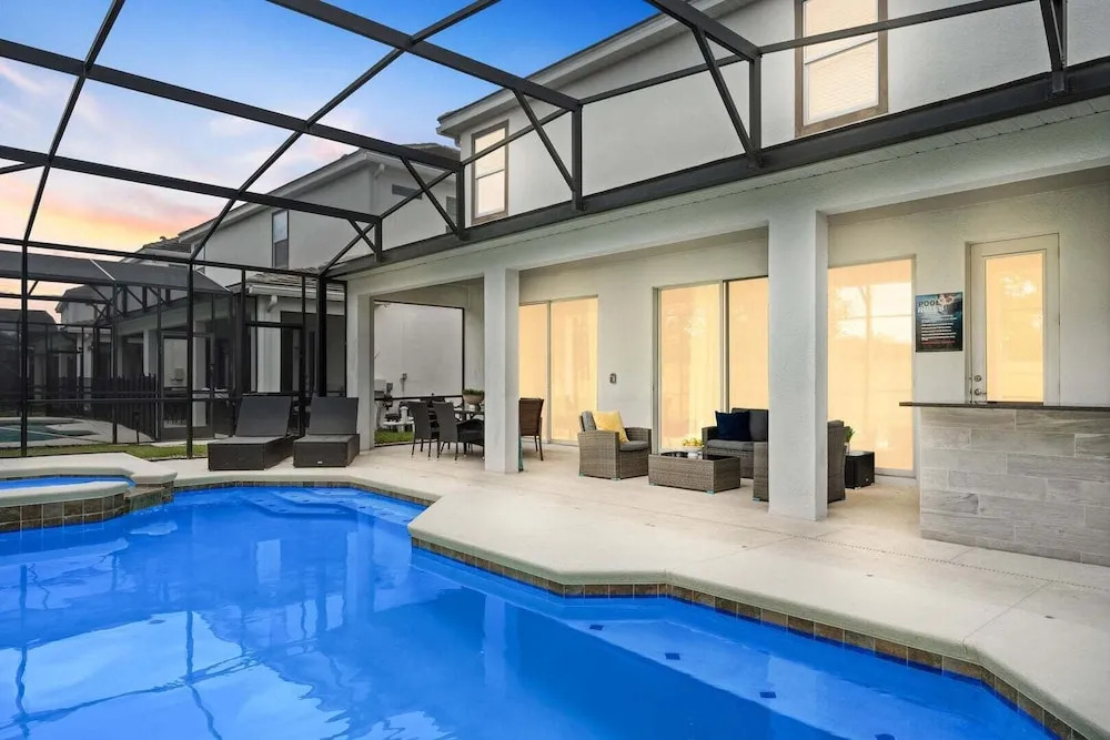 Spacious 9br, 9BA Resort Home w/ Private Pool