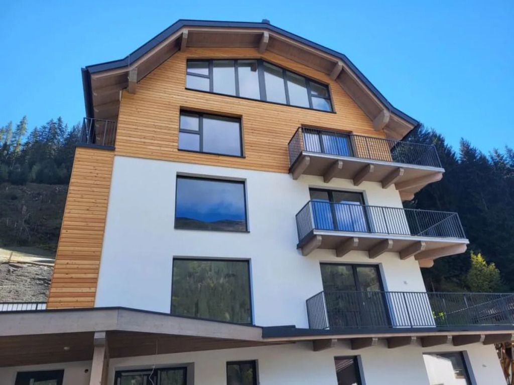 Apartment Top 5 See