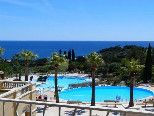 Cap Esterel Village : 2 Pieces Mer Renove 2E Etage- E1 275La