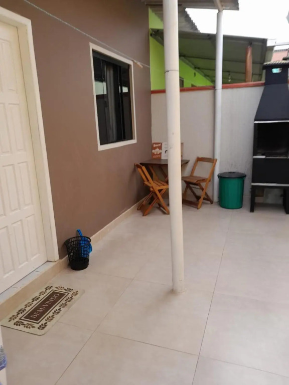 Apartamento térreo proximo ao parque e a praia
