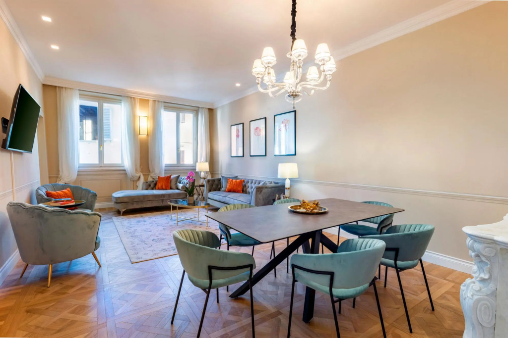 Fantastic 3 BD Apartment Near Santa Maria Novella Via Della Spada