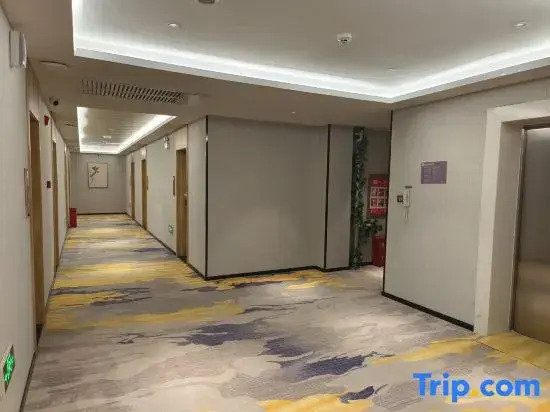 Yijia 365 Chain Hotel (Jingxin Street Store, Jingxian County)