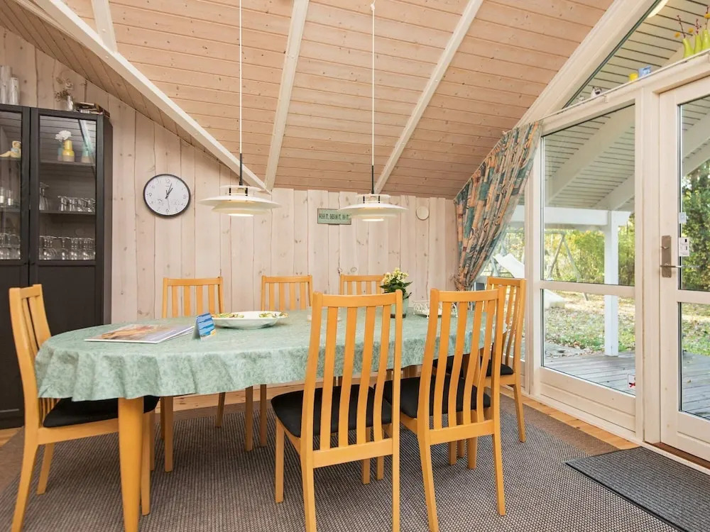 Homely Holiday Home in Juelsminde Near Sea
