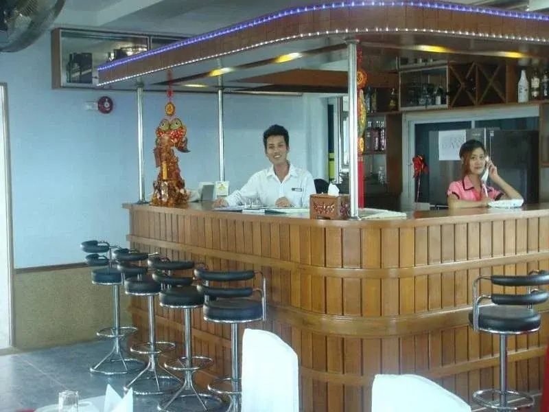 Golden Cherry Hotel