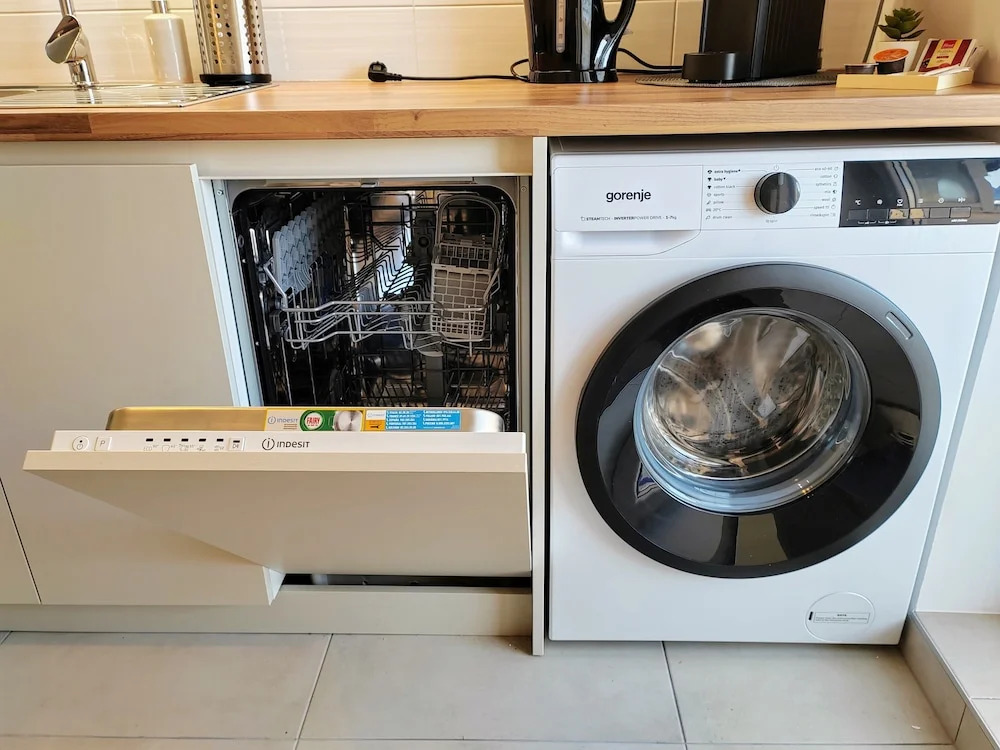 S15 Studio Apartment Zagreb Croatia-free Parking