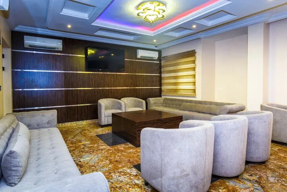 Joygate Hotels & Suites