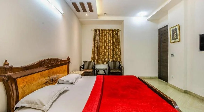 Stay Royal Bed & Breakfast