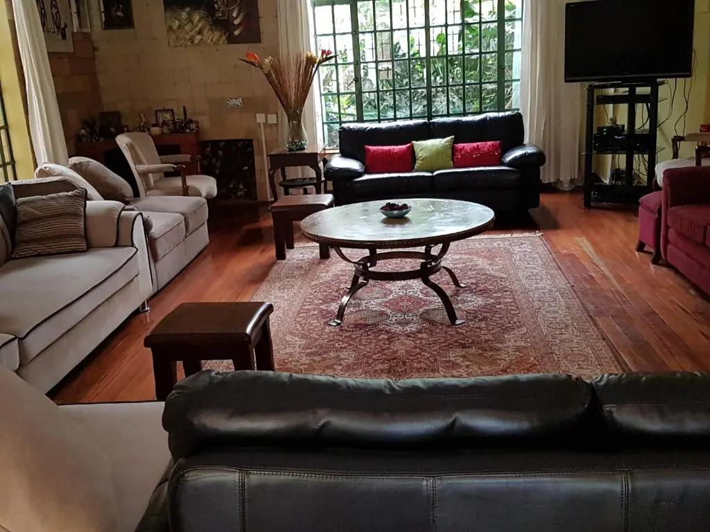 Spurwing Guest House