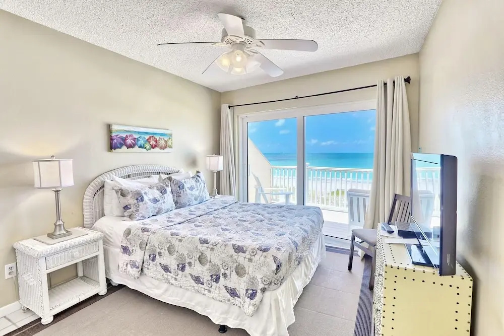 Beach Haven #C6