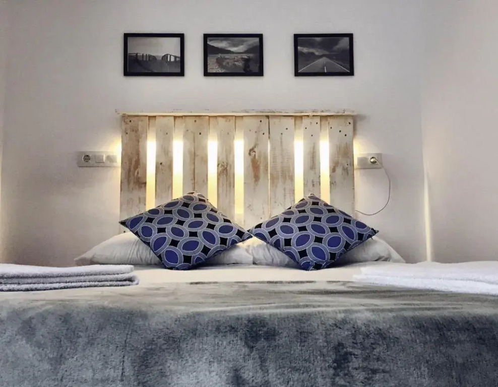 Hostal Ciempozuelos, Parque Warner y Madrid